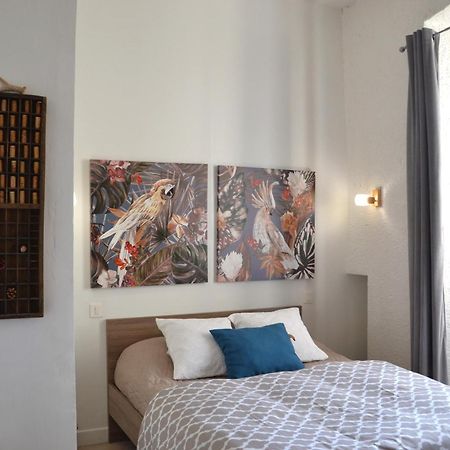 L'Edredon De Josephine Apartment Montcuq Exterior photo