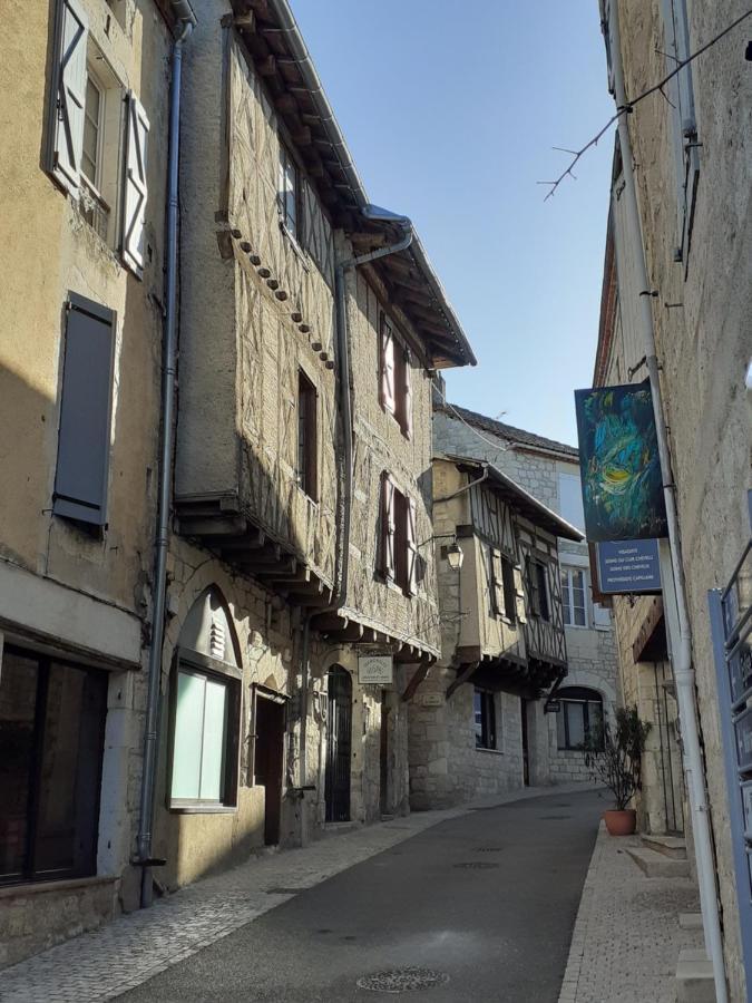 L'Edredon De Josephine Apartment Montcuq Exterior photo